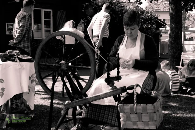 Spinning Wheel